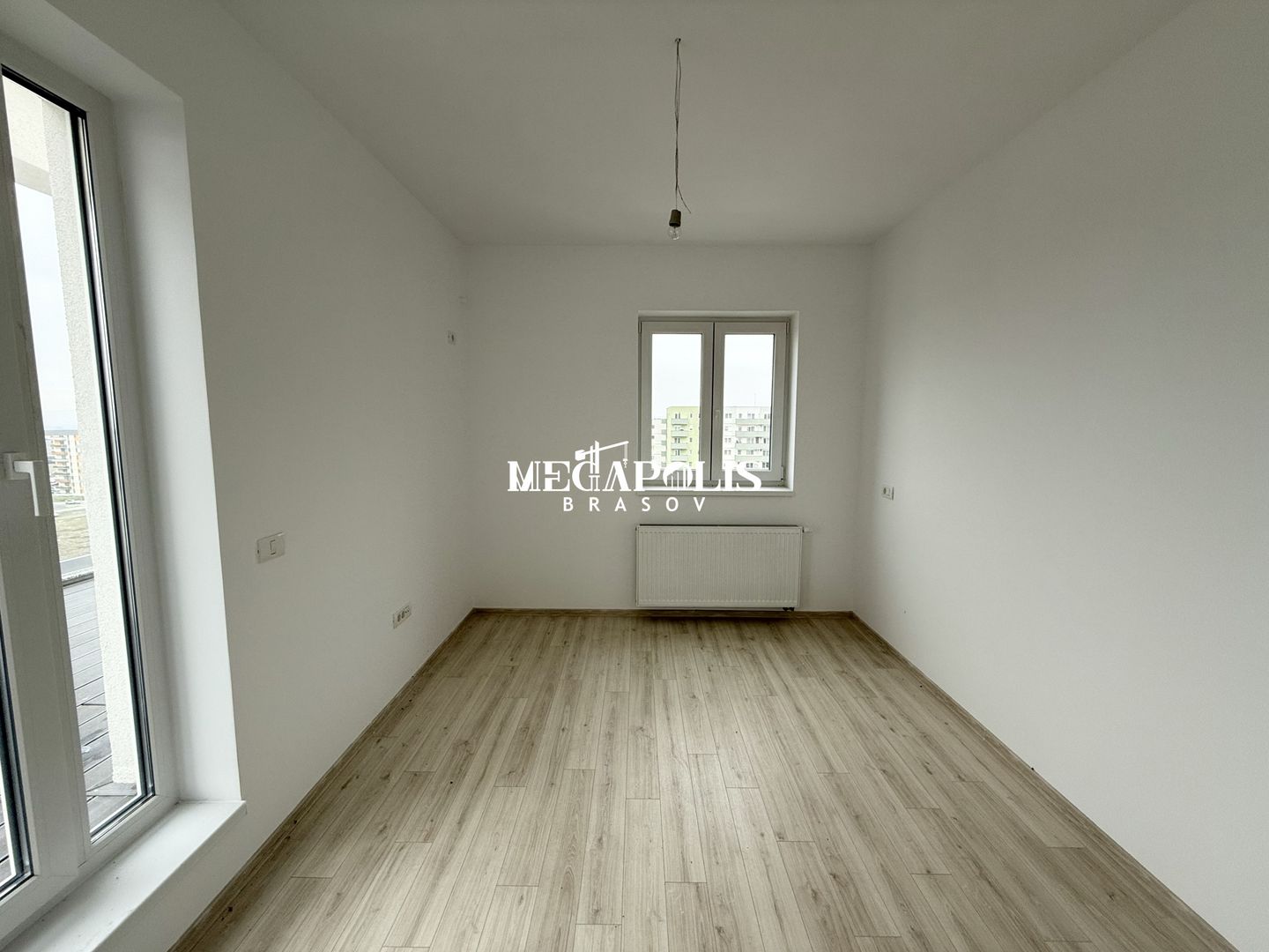 Vinzare Penthouse FINALIZAT SI INTABULAT BRASOV ZONA TRACTORUL - Poză 9