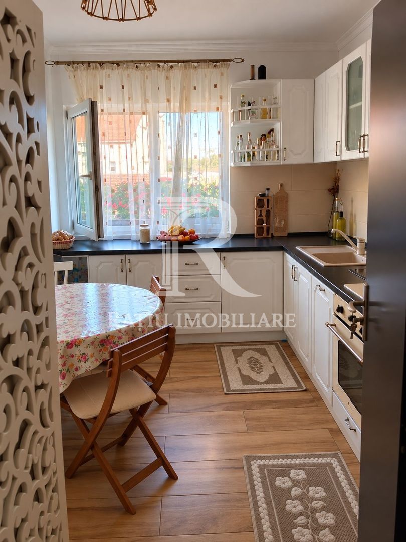 Casă cu 2 dormitoare și 300 mp teren | Sântandrei - Poză 7