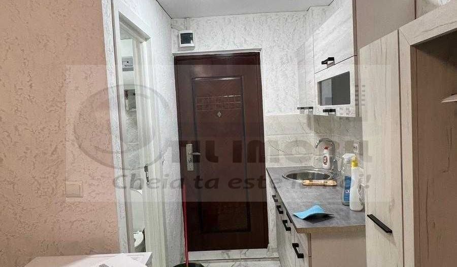 Camera de camin cu baie proprie  - in spate la JUMBO- pret 30000 euro - Poză 5