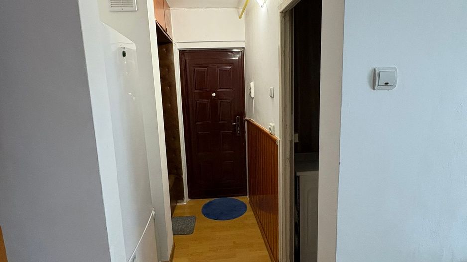 Garsonieră zona lenin etaj 2 de închiriat - Poză 3