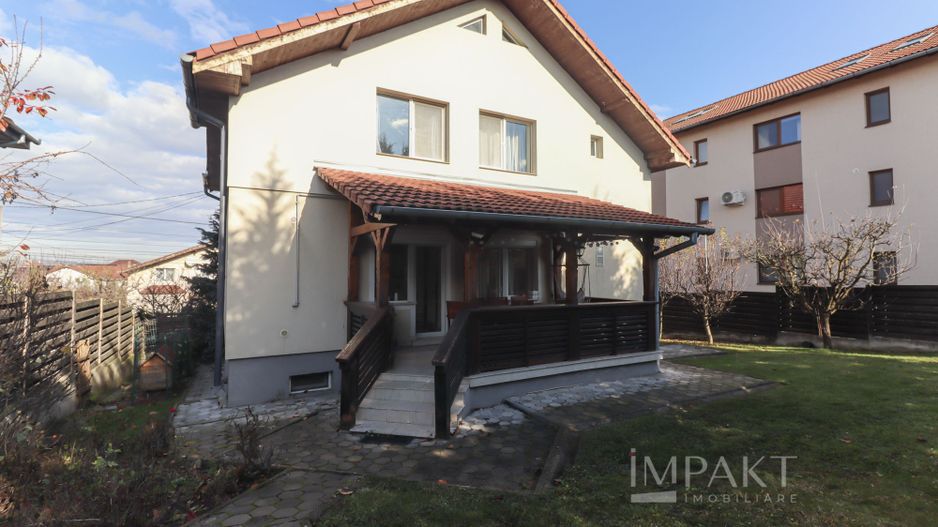 Vila moderna in Europa, curte spatioasa cu garaj! - Poză 20