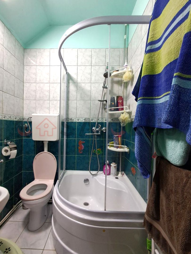 Casă individuală, teren 1.723 mp. garaj și livadă -Grigorescu!! - Poză 10