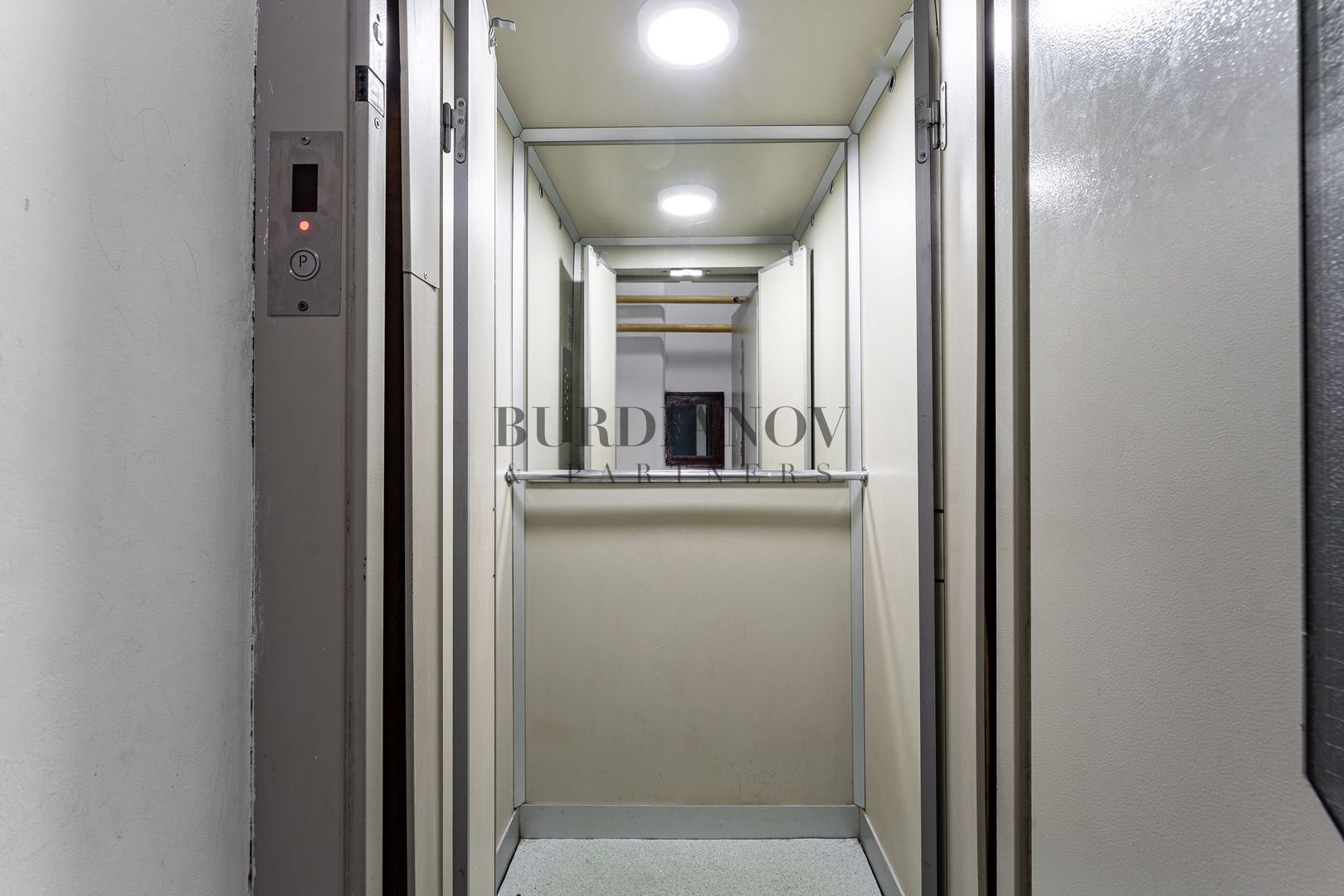 Apartament cu 4 camere - Calea Călărașilor - Metrou Piața Muncii - Poză 16