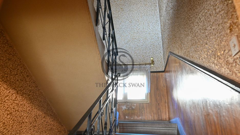 Casa cu 6 camere de vanzare | Zona Ultracentrala, Baicoi | Comision 0% - Poză 13