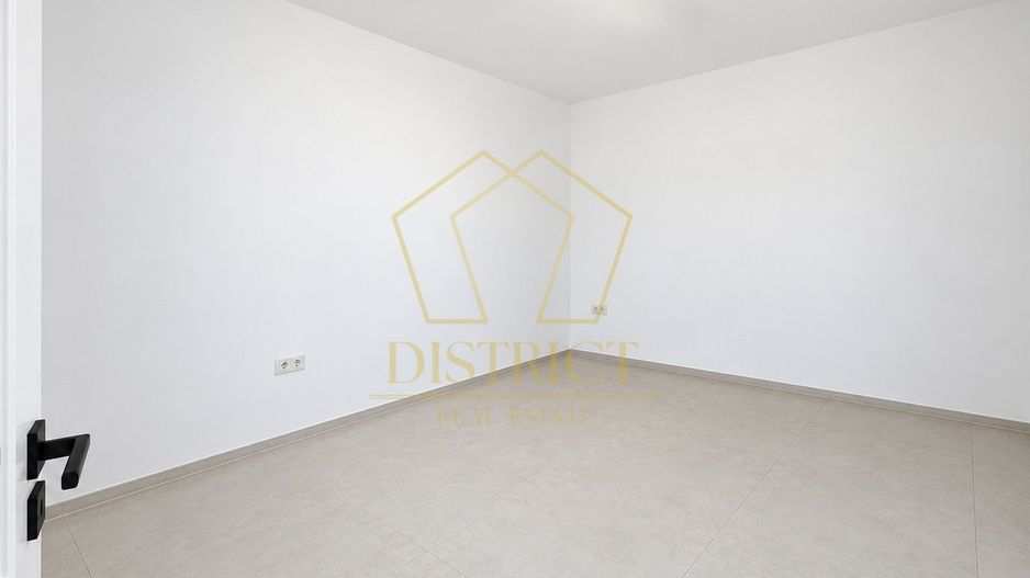 Apartament cu 2 camere si gradina proprie in Braytim la asfalt. - Poză 5