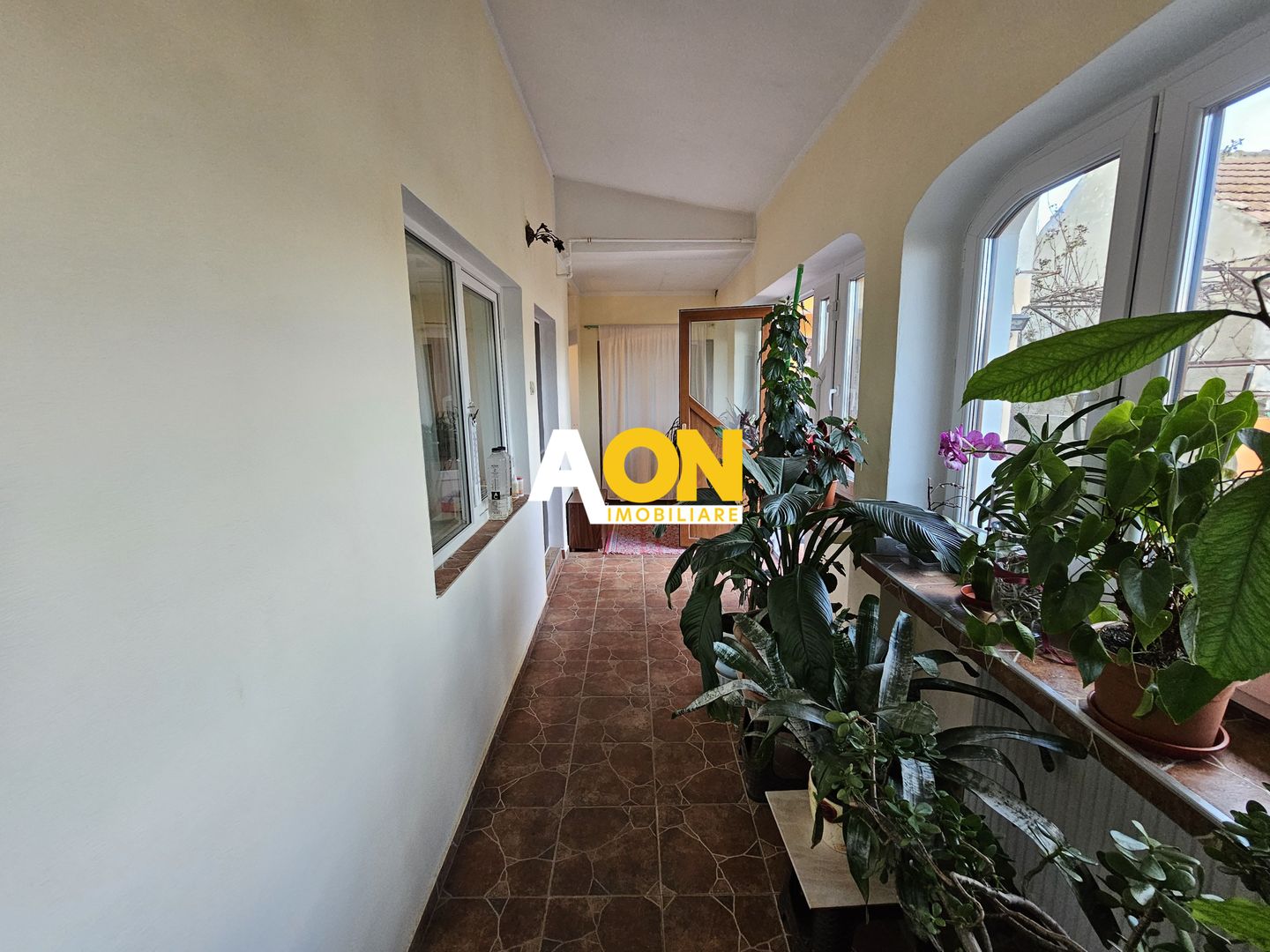 Casa 4 camere, 300 mp utili, 562 mp teren, zona Centru - Poză 5