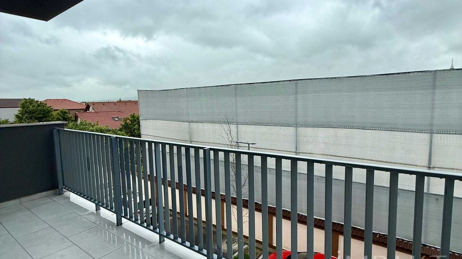 Apartament complet mobilat si utilat, etaj intermediar - Eroilor! - Poză 2