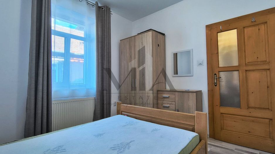 Casa de inchiriat cu 3 camere la curte comuna,  zona Centrala, Oradea - Poză 5