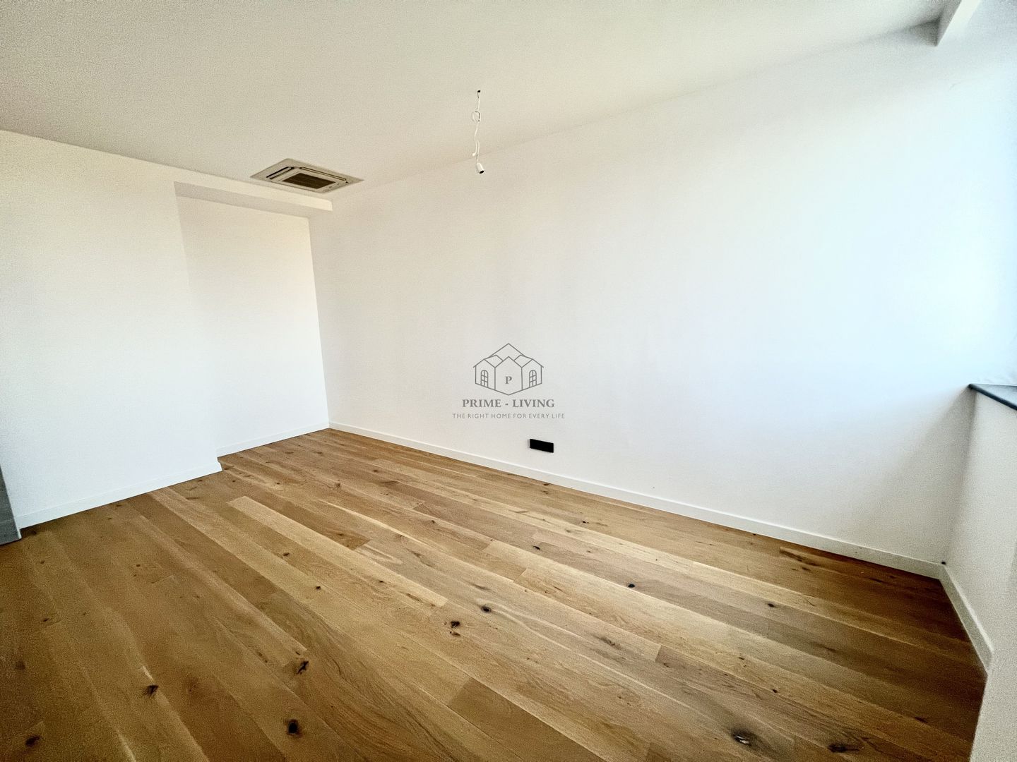 APARTAMENT DEOSEBIT CU 3 CAMERE LA VANZARE CU VEDERE SPRE PARC - Poză 11
