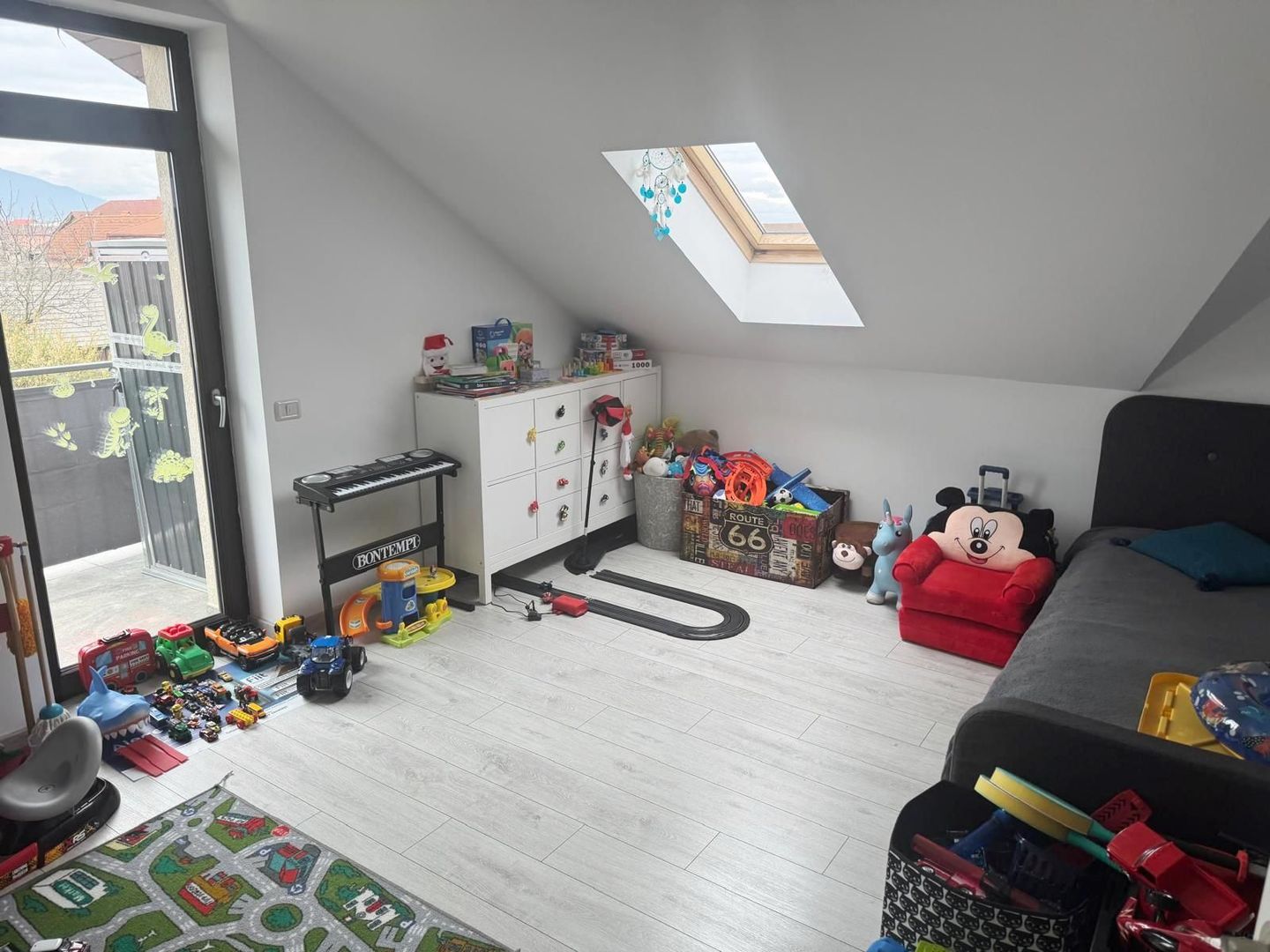 Apartament cu 3 camere in bloc nou - Poză 10