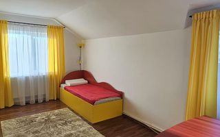 Casă / Vilă cu 8 camere de vânzare în Manastur, Cluj-Napoca - Poză 16
