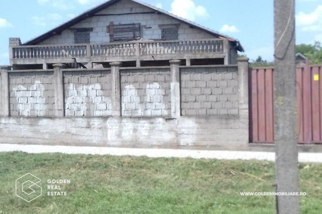 Casa la rosu + teren generos, 2967 mp, localitatea Cicir - Poză 4