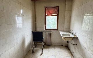 Apartament 3 camere semidecomandat, etaj 3/4, zona Alexandru-Zimbru, Iași - Poză 2