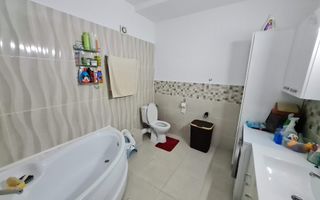 Apartament 3 Camere, 83 mp, Decomandat, Cu Garaj la Subsol - Poză 13