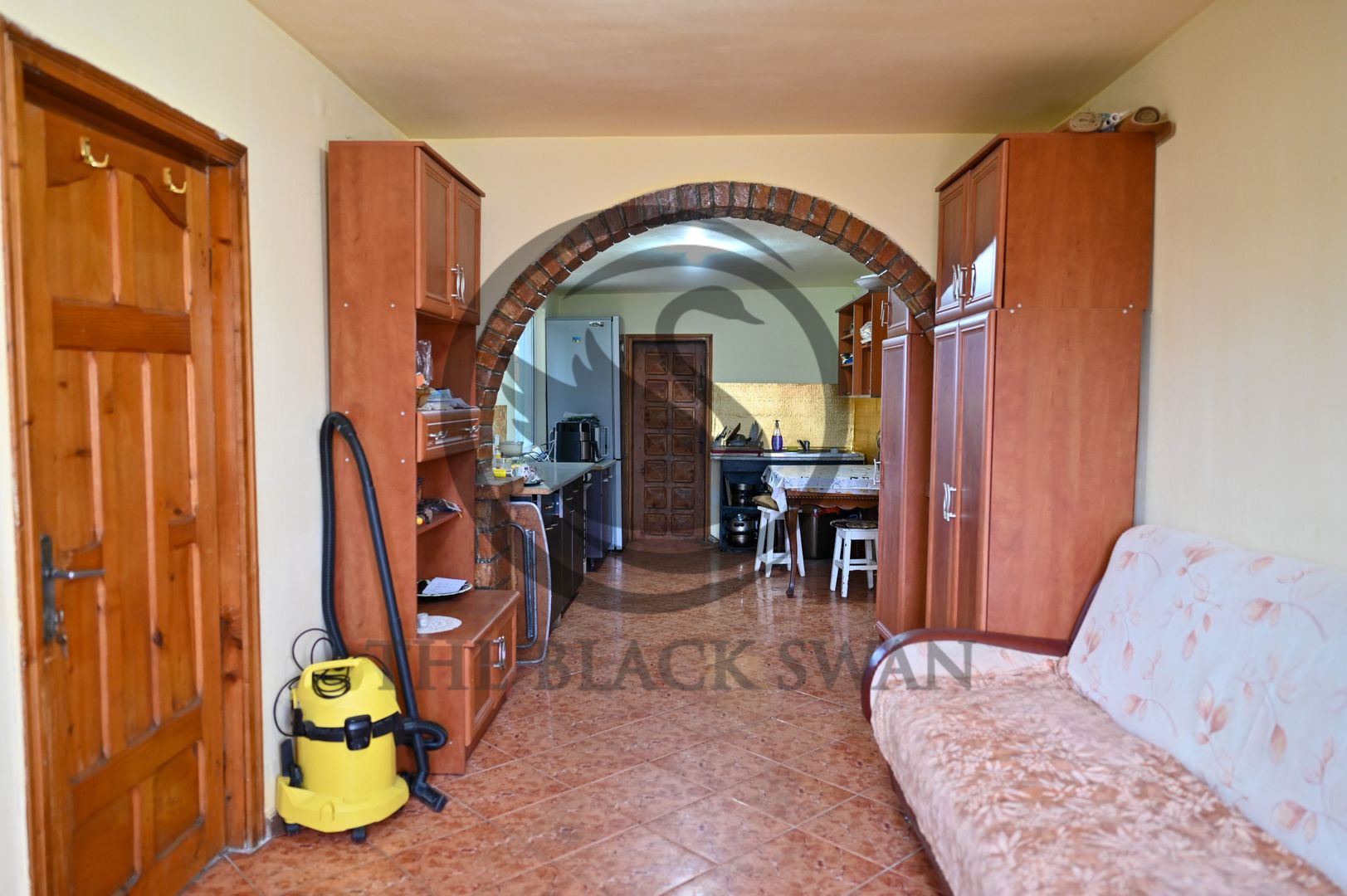 Casa cu 7 camere de vanzare | Zona Centrala, Baicoi | Comision 0% - Poză 11