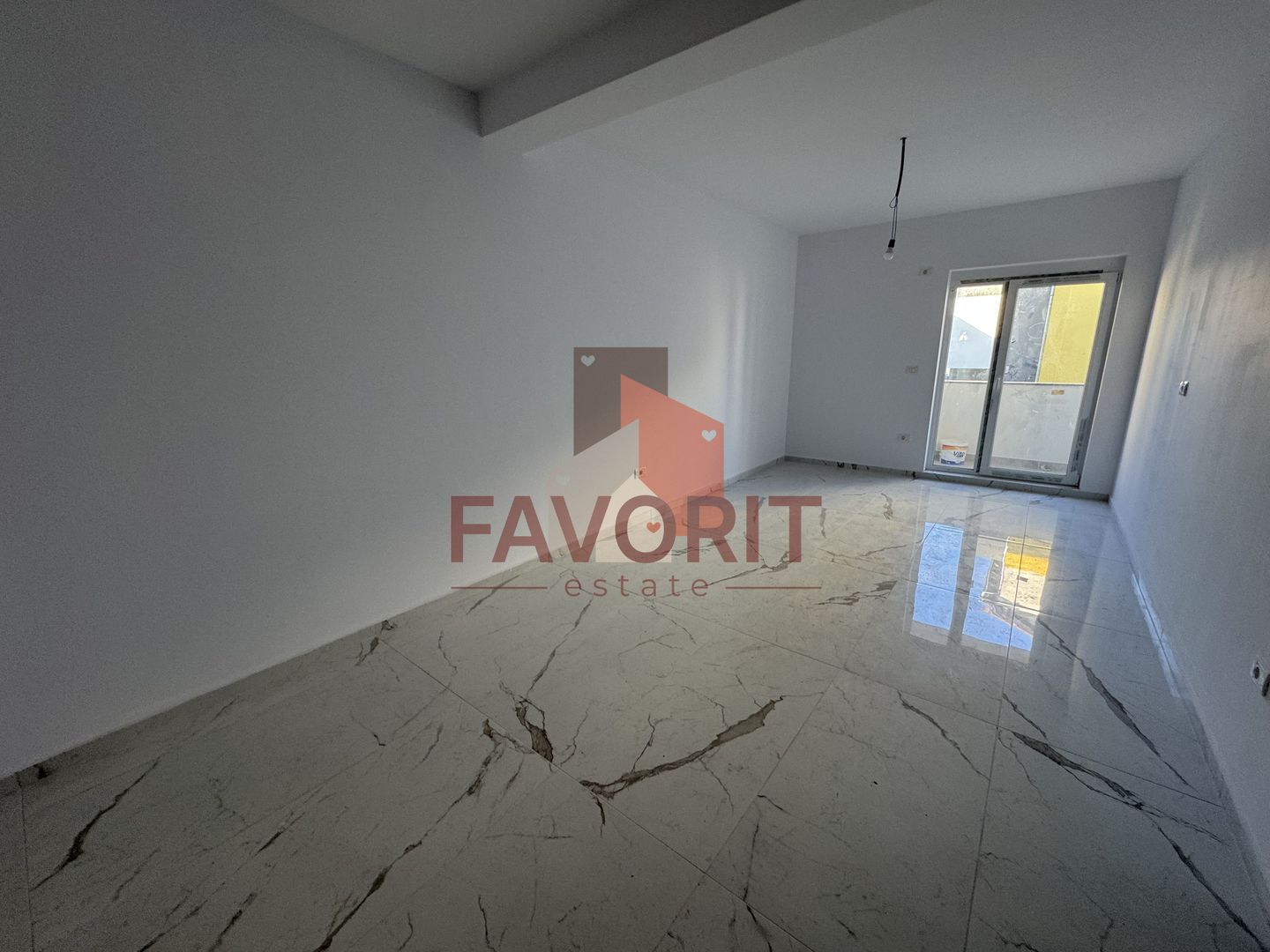 Etaj 1. Bloc nou. Loc de parcare inclus - Poză 7