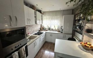 BRASADAS vinde ap 4 cam Micro 16 etaj 8/8. - Poză 3