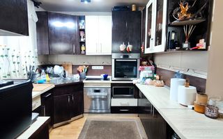 Casă tip insiruită | 2 etaje | curte amenajată | Baia Mare - Poză 4