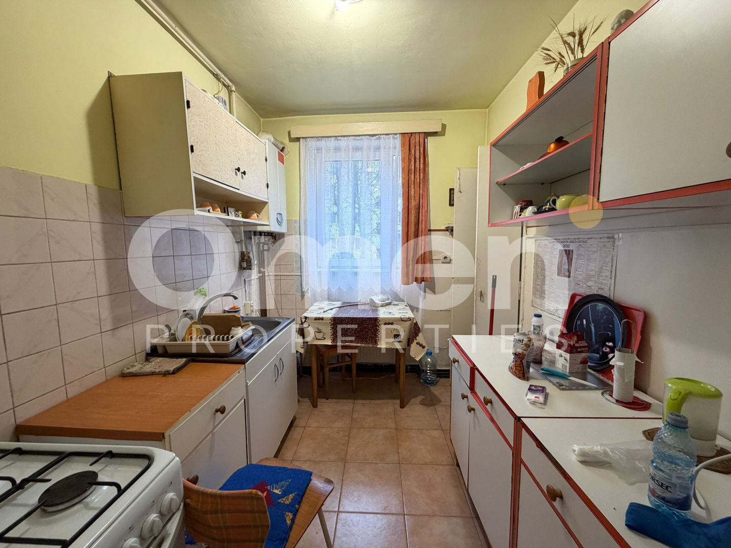 Apartament decomandat cu 2 camere, etaj intermediar, cartier Sasar - Poză 1