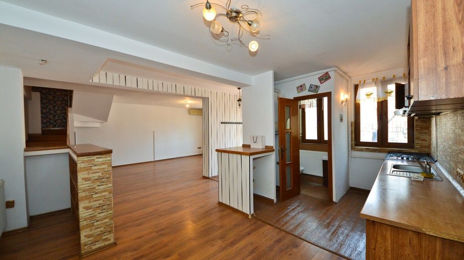 CASA COCHETA 4 CAMERE +LOC DE PARCARE || BANEASA - Poză 1