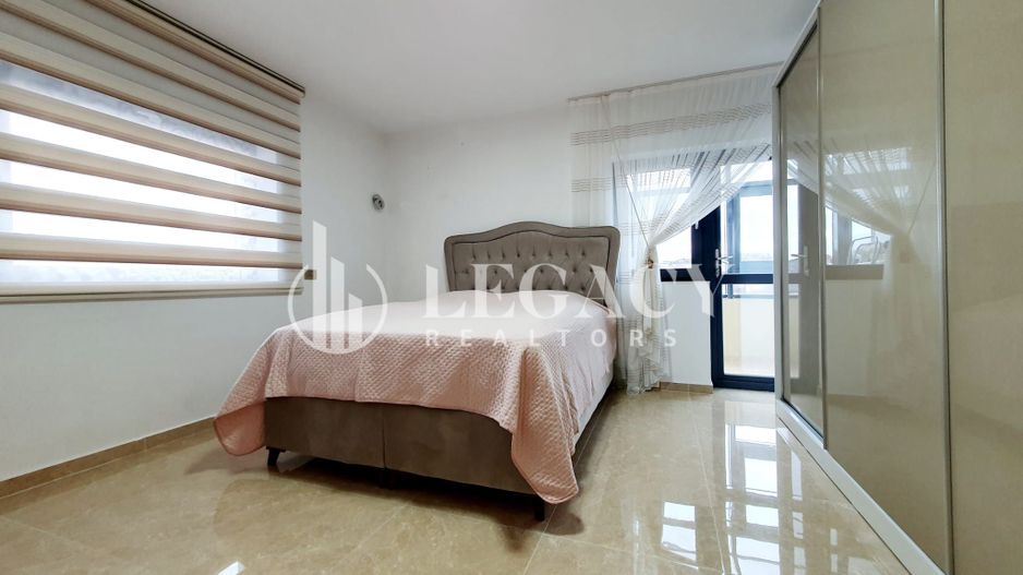 De vânzare - Vilă P+3E+M cu 7 apartamente, Păcurari-Alpha Bank - Poză 8