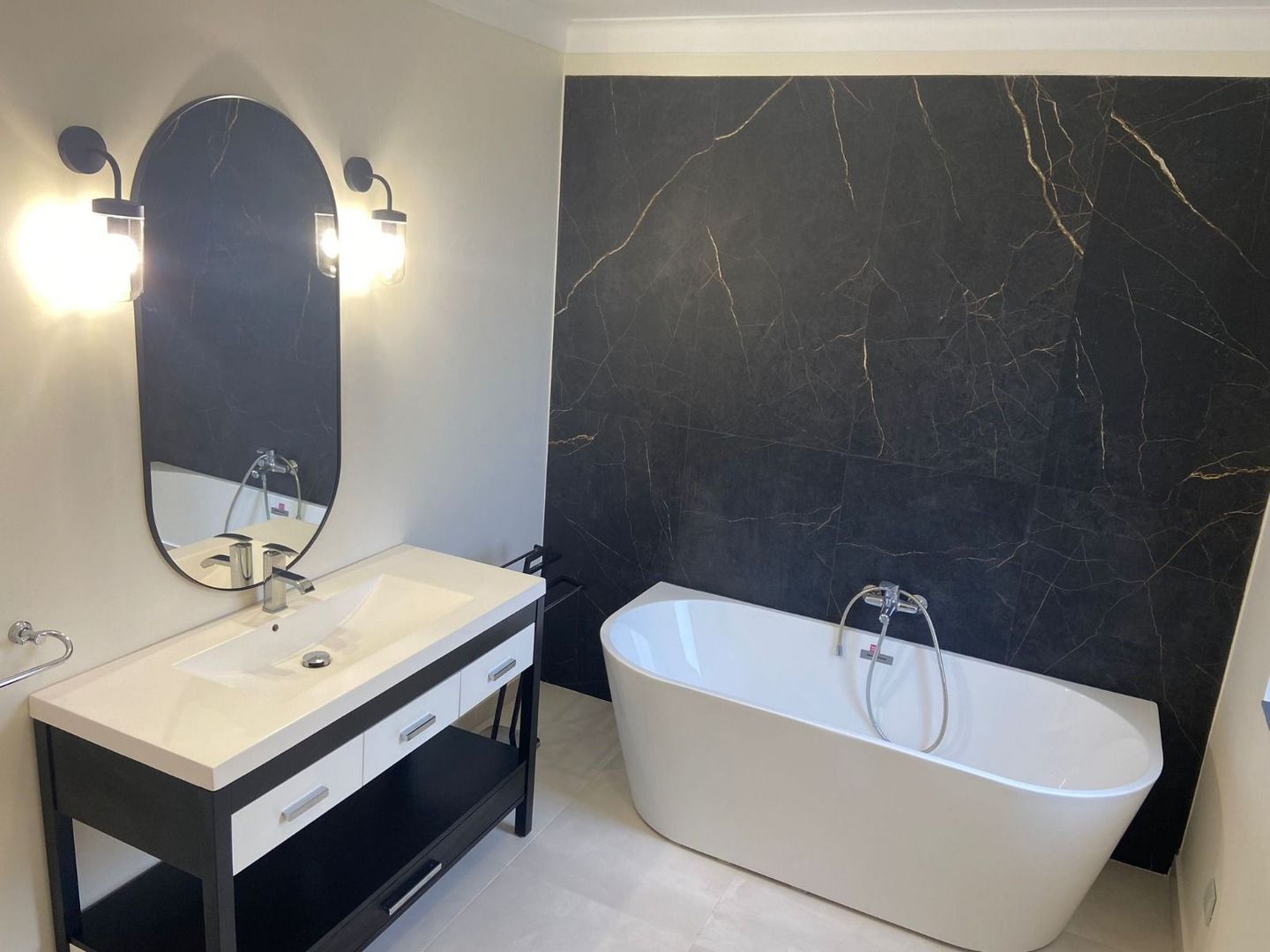 Vila de inchiriat | complet renovata |vis a vis de Porsche Nord - Poză 6