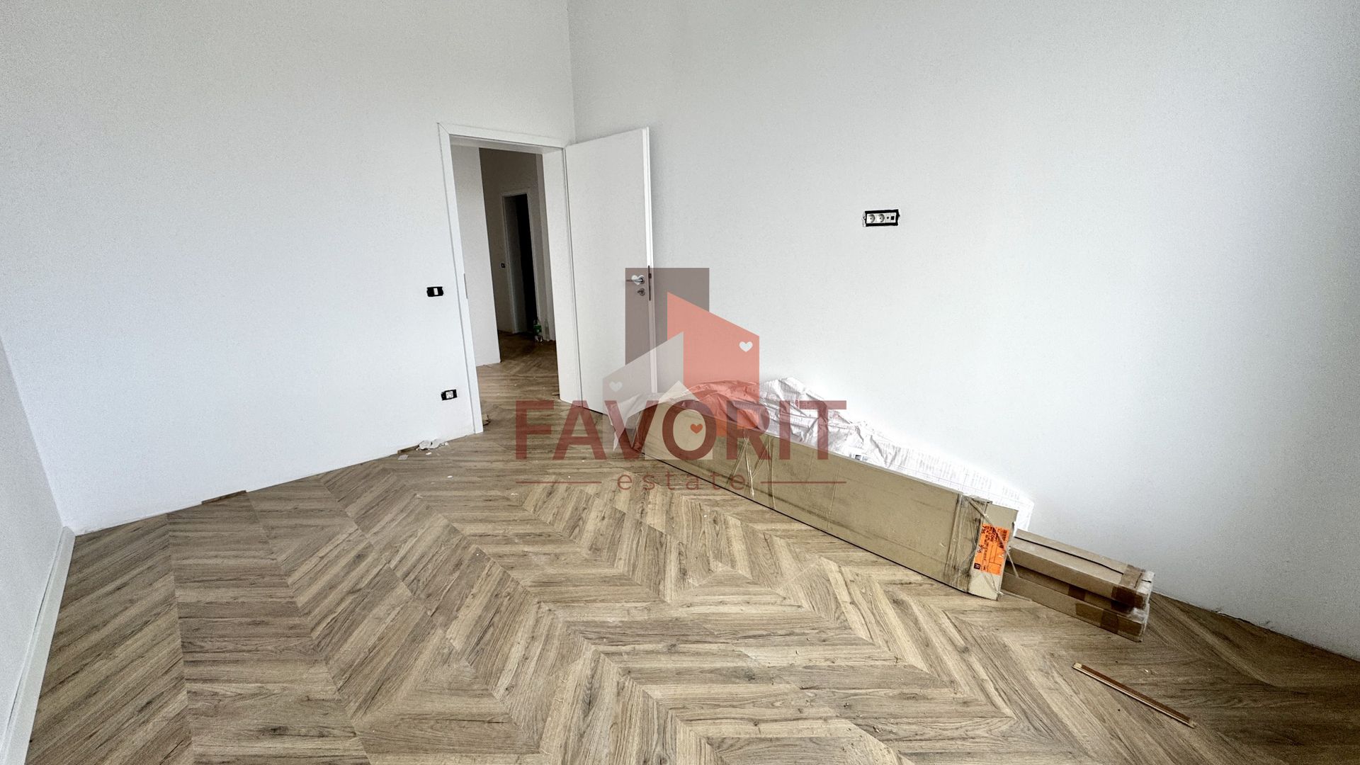 Duplex Individual pe Parter | 4 camere | La Asfalt | Toate utilitatile - Poză 11
