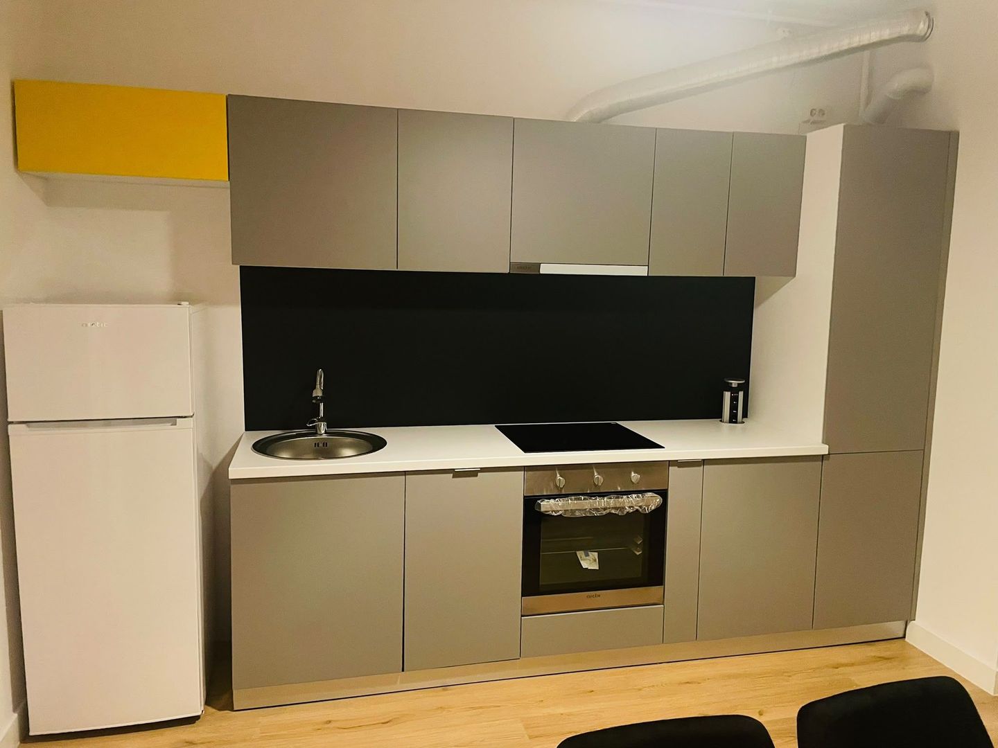 Studio dublu, lux , centrala proprie,terasa, parcare subterana, metrou - Poză 10