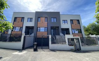 Casa premium de vanzare, vedere panoramica, Borhanci - Poză 1