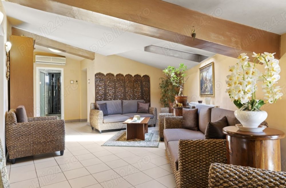 Cladire cu spatiu comercial stradal - Poză 4