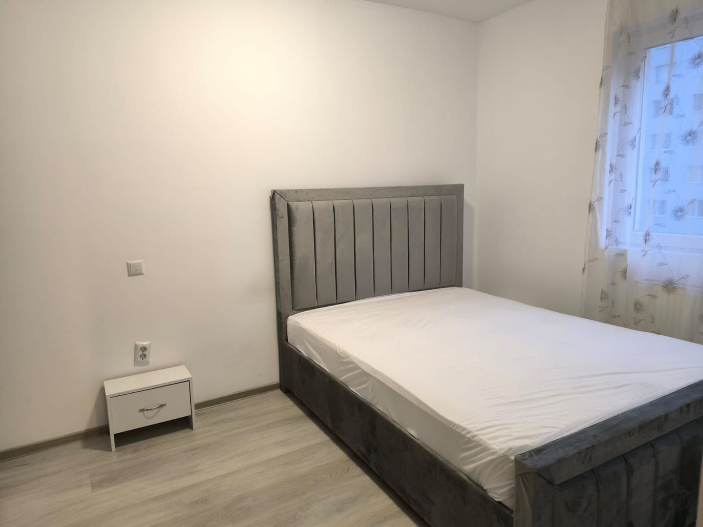 Apartament de inchiriat cu 3 camere si garaj strada Oasului 90 - Poză 5