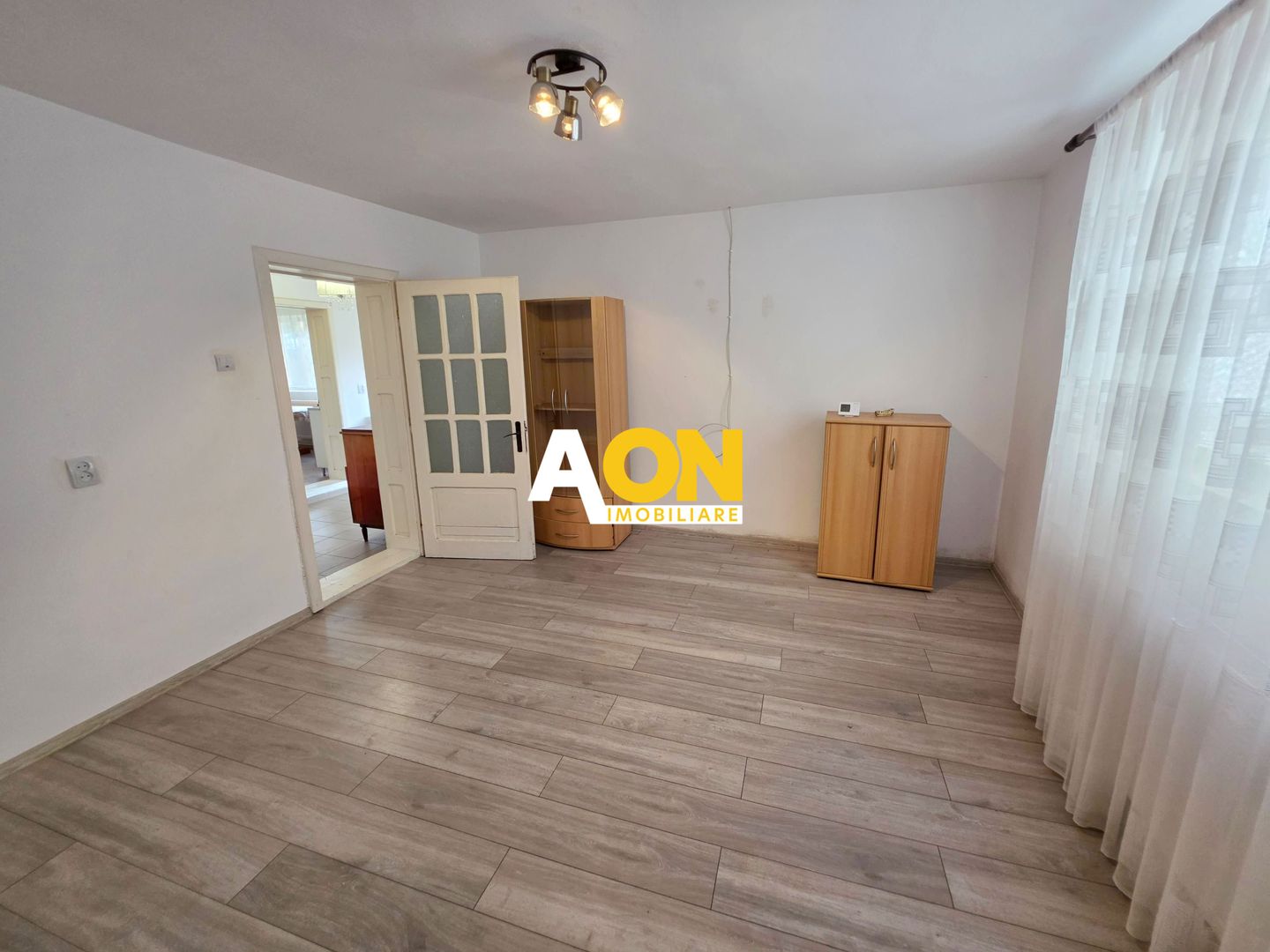 Casa 2 camere, 974 mp teren, Micesti - Poză 11