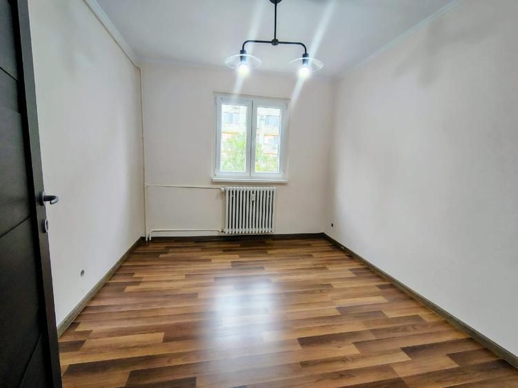 Apartament 3 camere de vanzare Apusului/Gorjului - Poză 4