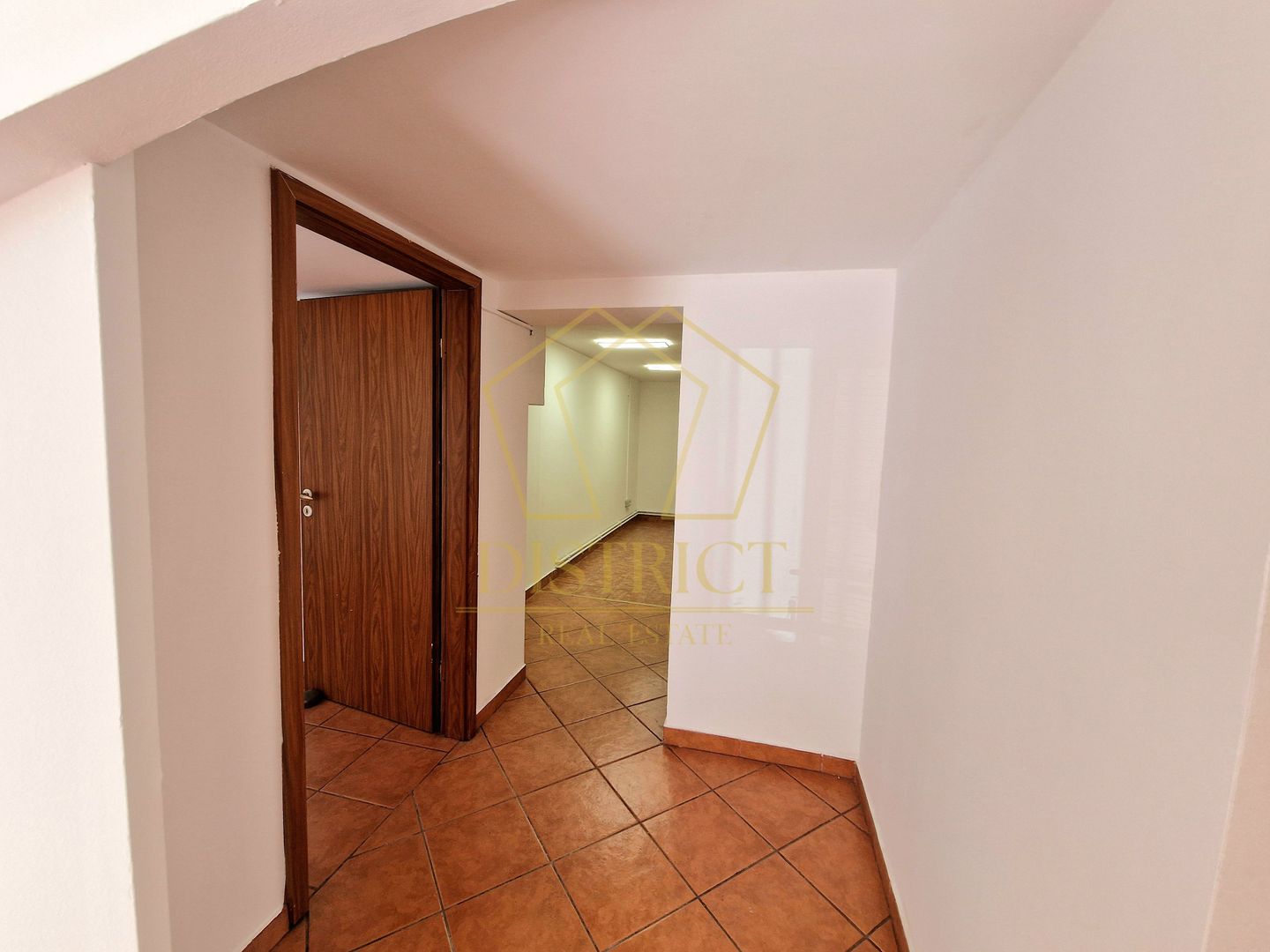 Spatiu de birouri cu 4 camere | Simion Barnutiu - Poză 7