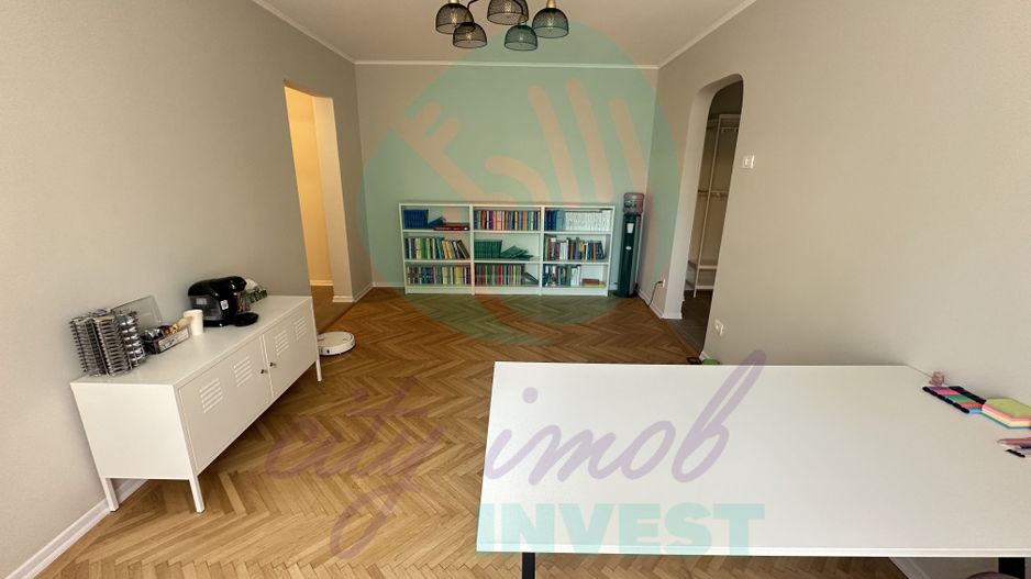 ACASA - unde infloresc teii - Poză 6