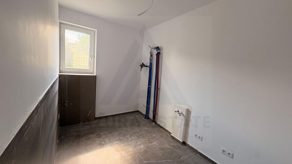 Casă individuală D+P 195 mp utili cu garaj și teren 815 mp în Selimbar - Poză 14