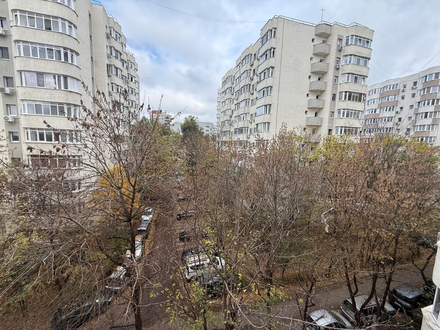 Garsoniera Ghica Tei Teiul Doamnei - Poză 14