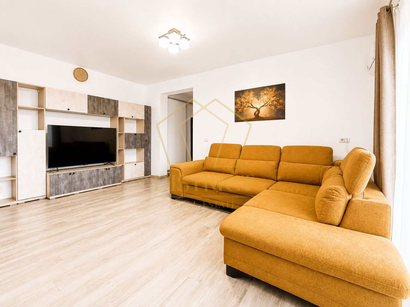 Apartament cu 3 camere | Giroc | Eso - Poză 1