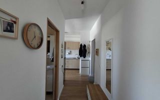 Apartament spațios pe 2 niveluri, complet mobilat și utilat. - Poză 3