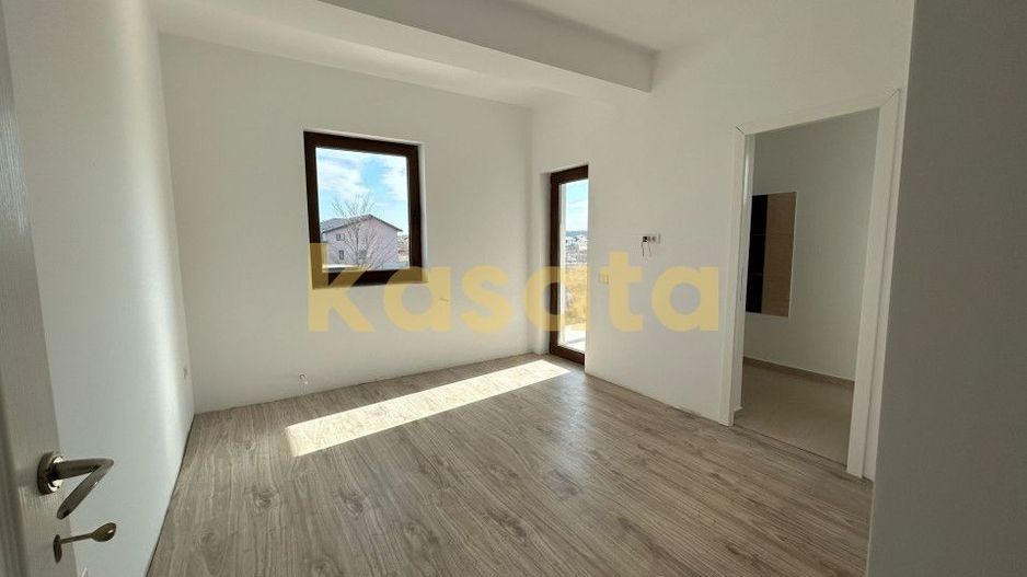 Super pret I Casa tip duplex P+1 I 4 camere I 3 bai I Balotesti - Poză 13