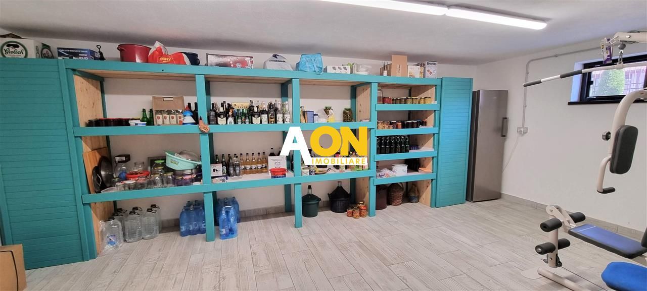 Casa 4 camere finisaje de lux 950 mp teren Com. Ciugud - Poză 20
