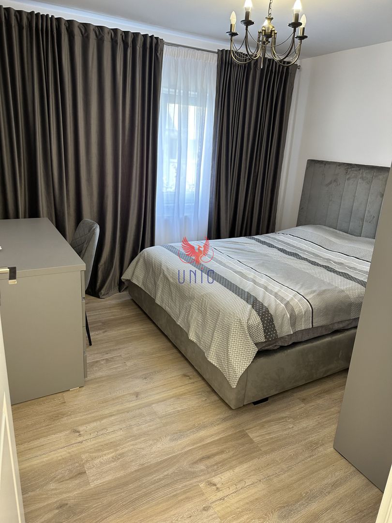 Apartament lux, 4 camere - Poză 1