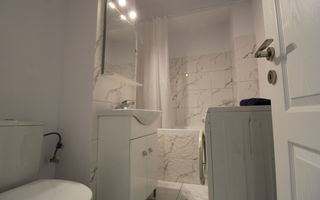 3 camere decomandate, balcon generos de 17 mp, bloc modernizat-Gh Lazăr - Poză 34