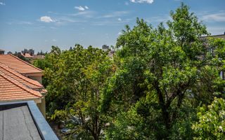 VÂNDUT!!! Apartament 3 camere în zonă centrală - Poză 10