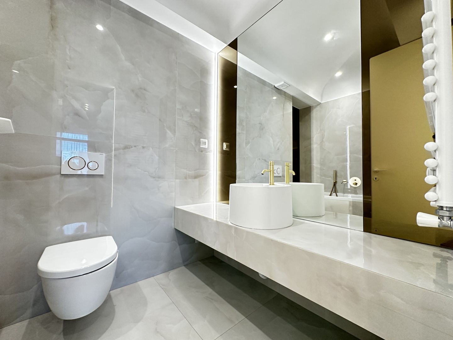 Chirie apartament 2 camere I Cortina North I  vedere liberă - Poză 13