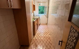 Vnzare apartament 3 camere | Teiul Doamnei - Poză 4