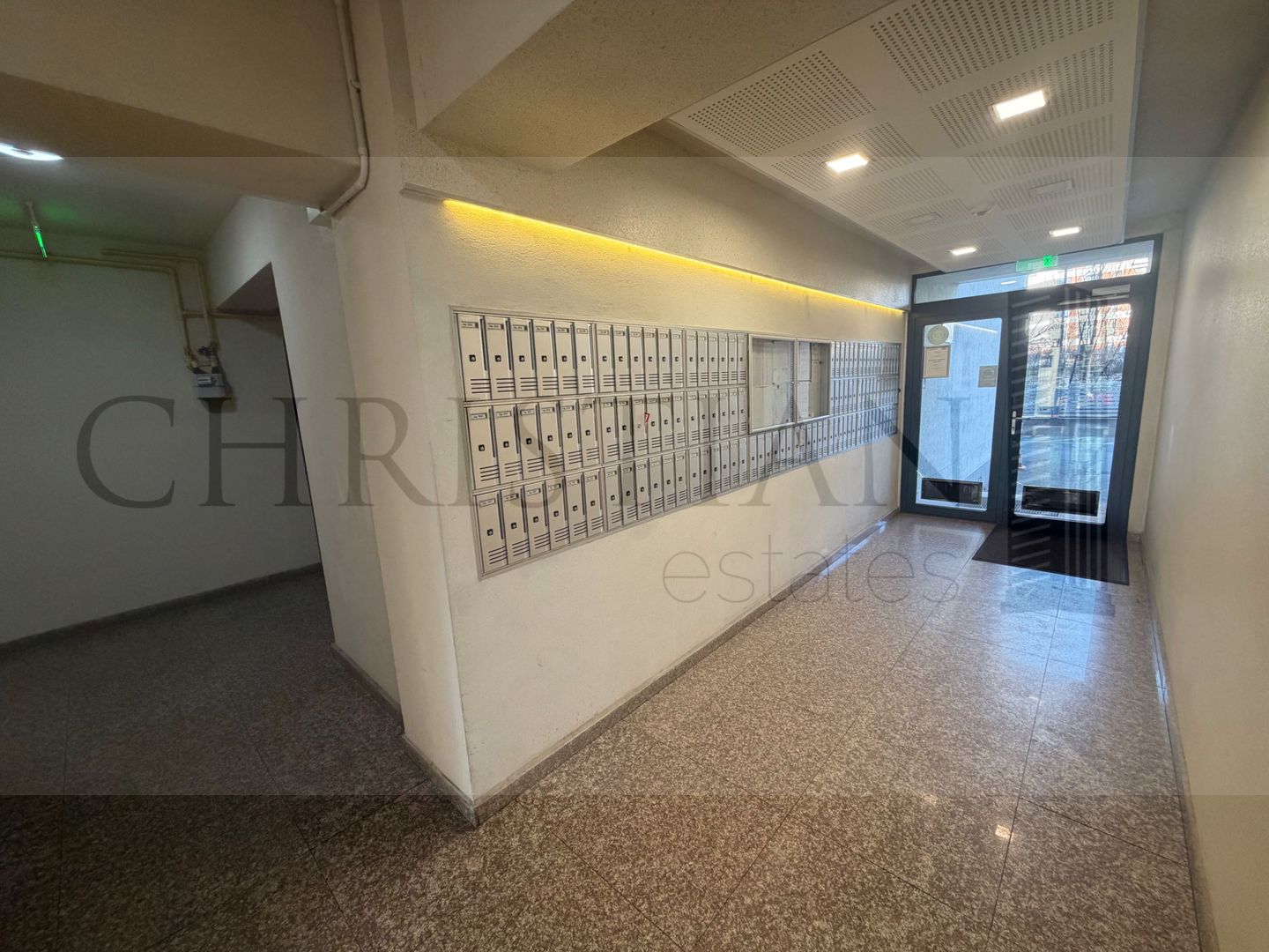 Birou 3 camere NEMOBILAT - Regie - 20th Residence - Parcare - Poză 11