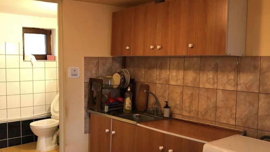 Casa cu teren 27 arii Pir - Poză 2