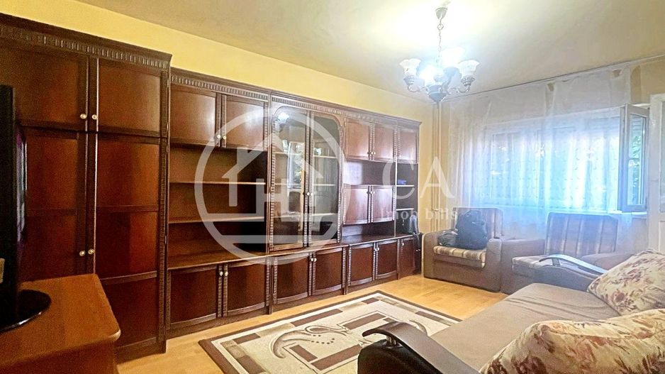 Apartament cu 3 camere de inchiriat in zona Rogerius, Oradea - Poză 2