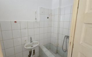 De Vânzare Casă 2 camere P-ȚA Mică - Poză 5